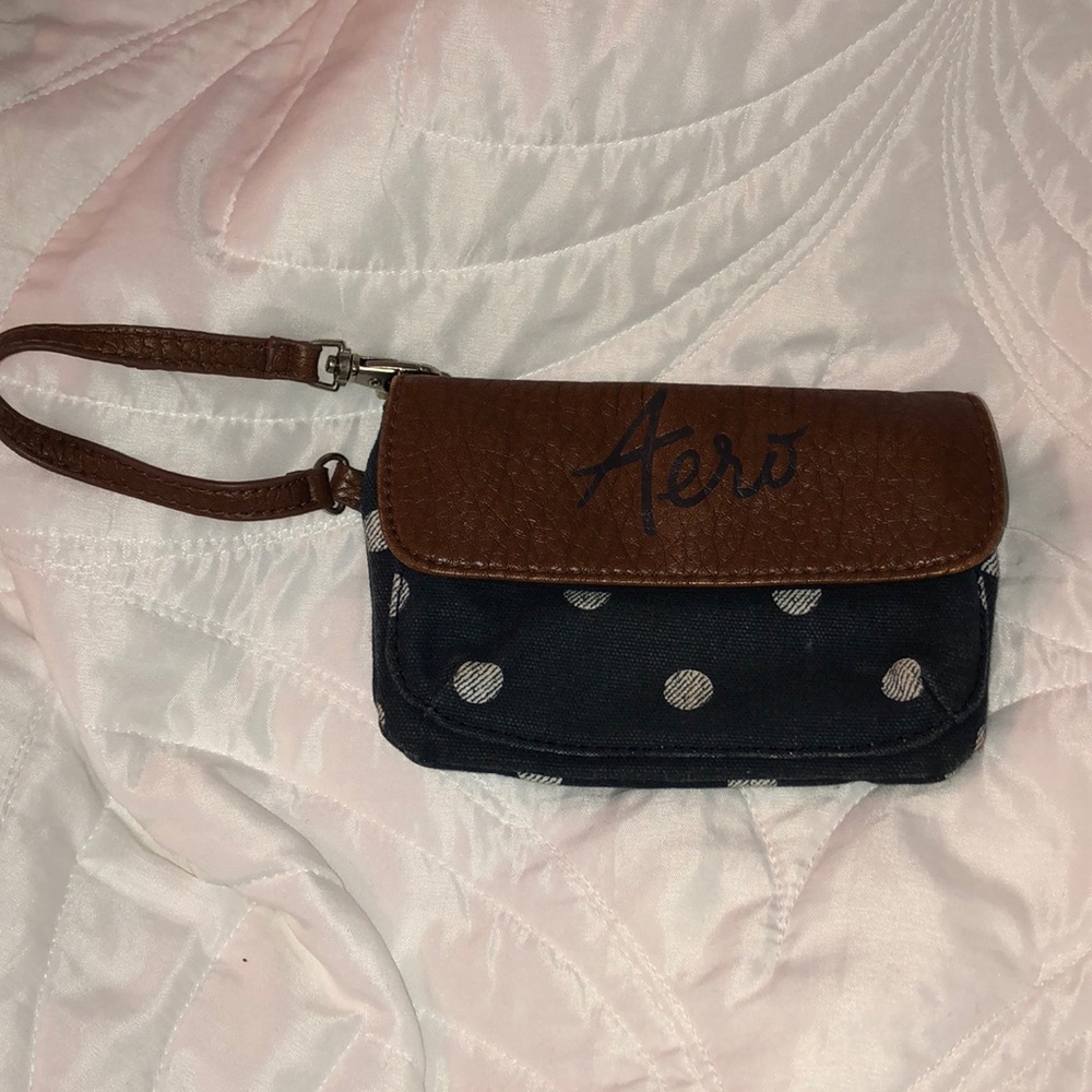 Aeropostale wristlet